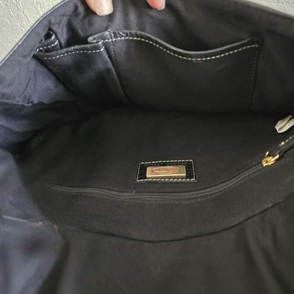 Like new Talbots small messenger style bag - Picture 10 of 10